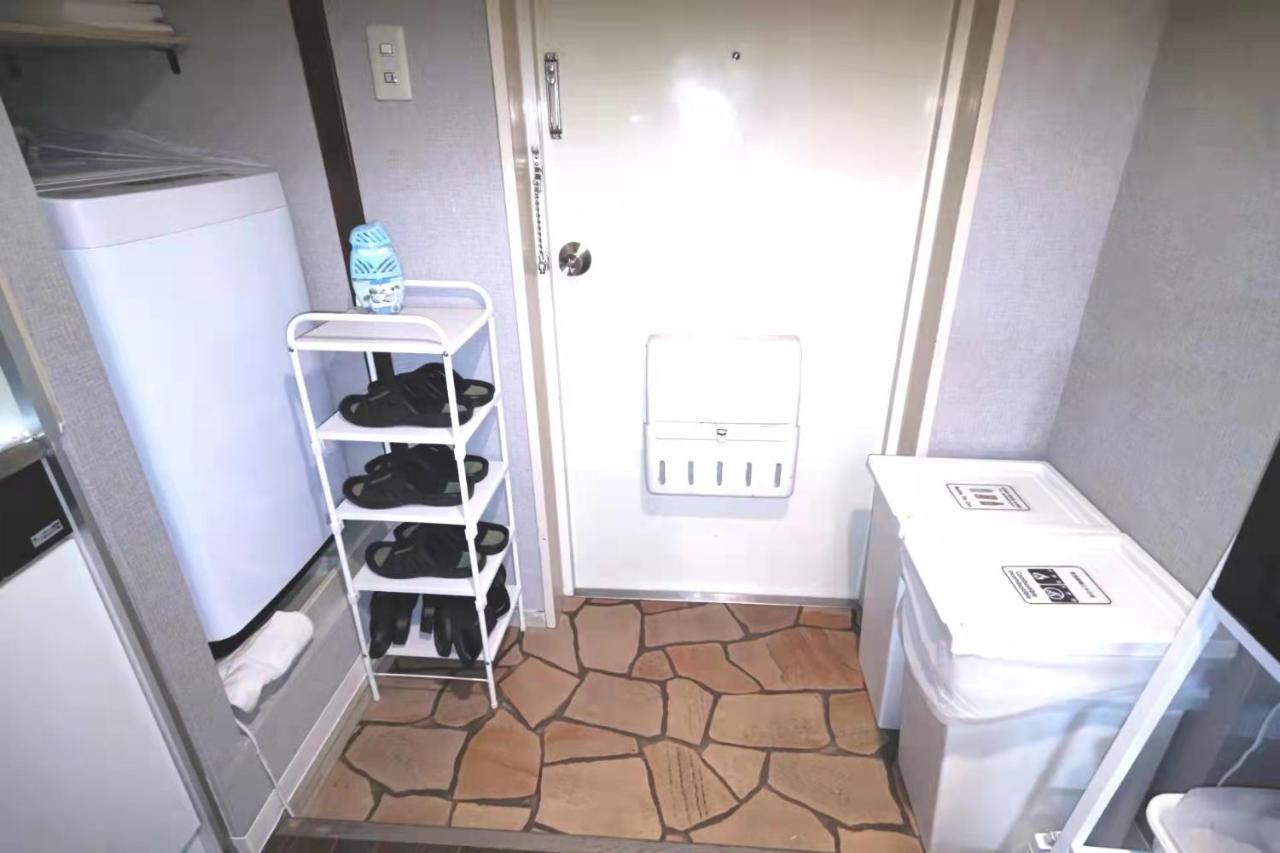 Gm -- Self Check-In -- Room Number & Password Is In The Following Email Tokyo Eksteriør billede
